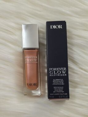 Dior Forever Glow Maximizer Highlighter Shade Peachy New